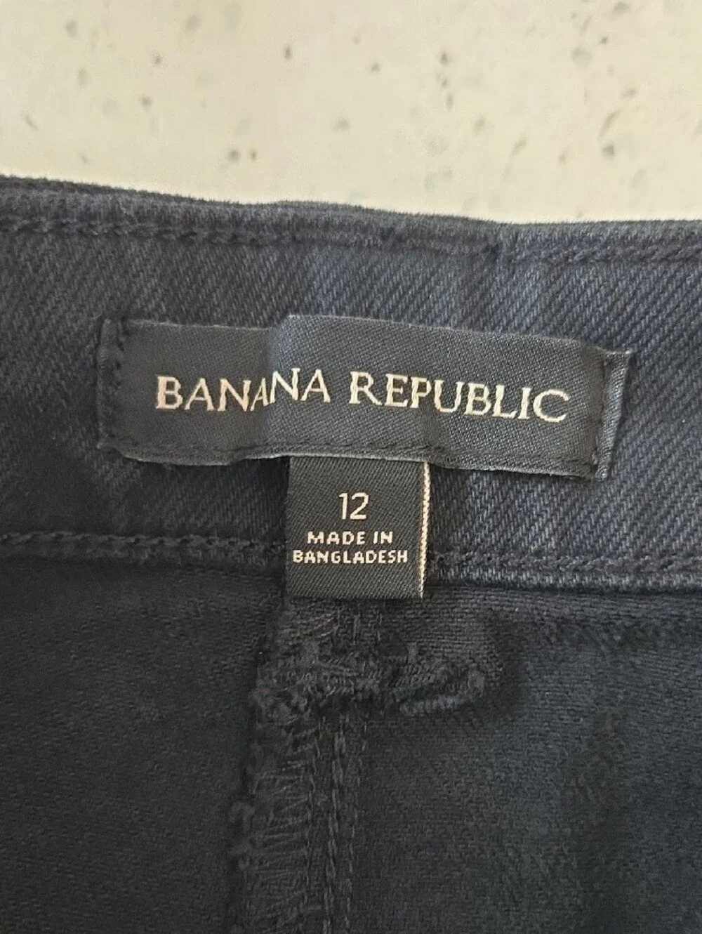 Banana Republic Men's Black Relaxed Jeans Shorts